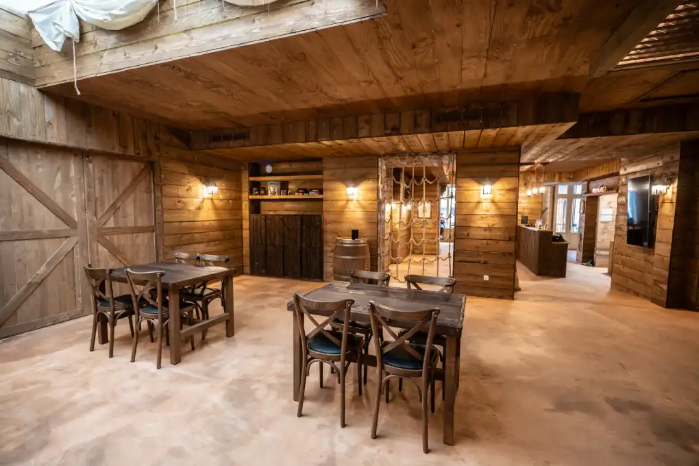 tavern-real-3